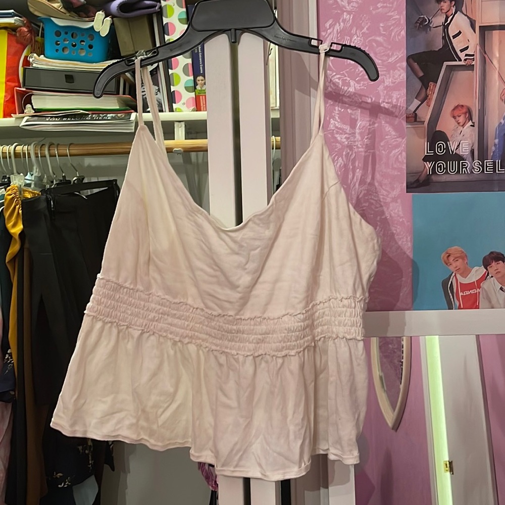 White v-neck peplum top